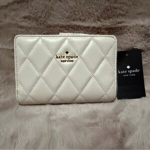 kate spade Carey  Cream Quilted Leather Medium Bifold  Wallet
